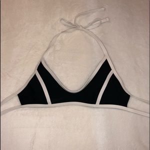 Xhilaration Swim - black and white bikini top Xhilaration Swim - black and white bikini top